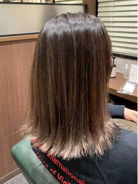 ルームヘア 代々木上原店(Room hair) ボブ/グレージュ/大人女性/レイヤー/ショート[代々木上原]