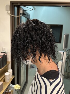 コワファーストナガサキシャンプーボーイ(COIFF1RST NAGASAKI SHAMPOO BOY) メンズロングヘア　ツイストスパイラル　マンバン