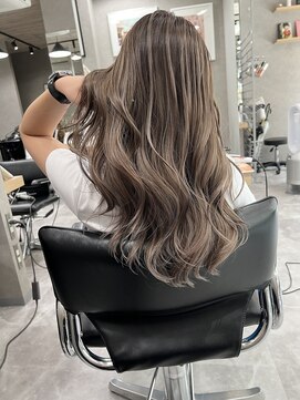 レディアル 大宮(REDEAL ope.) 【ハイライト】ベージュハイライトバレイヤージュ