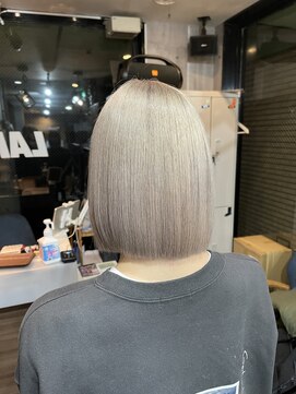 ラフ(LAFF) #バレイヤージュ#グレージュカラー#ボブウルフ#ココアベージュ