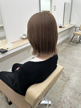 ニュート(Neut ) ナチュラルベージュ