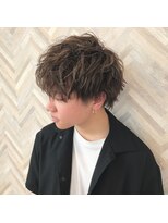 サード(ThairD) メンズスタイル/マッシュパーマ/前髪パーマ/グレーベージュ