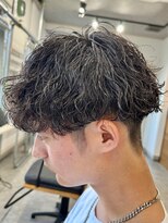 フゥ 宇都宮(FeU)&nbsp;波巻きスパイラルパーマメンズマッシュパーマツイストパーマ