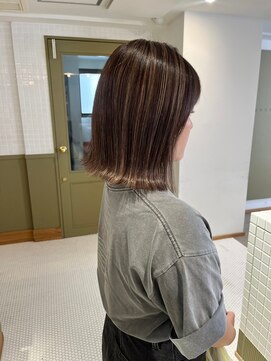 エミィ(emme) ハイライト20代30代髪質改善ハイライトブリーチカット立川