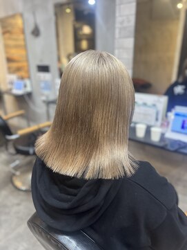 ロード(Road) ミルクティーグレージュ/ダブルカラー/犬飼慧