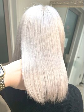 アフィナー(Afinar) 【横浜/横浜駅】圧倒的透明感◎ホワイトベージュ