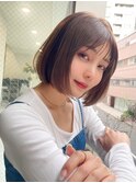 ハイライト白髪ぼかしダブルカラーインナーカラーショートボブ