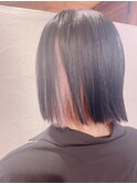 大人可愛いピンクベージュインナーカラー×小顔黒髪ボブスタイル