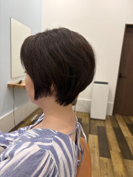リノアプラス(Linoa+) ナチュラルベージュ×丸みショート