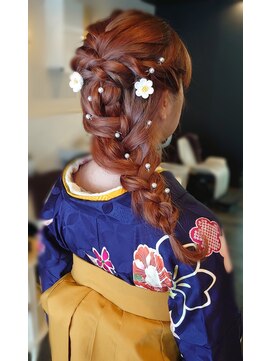 コアフールソレイユ(coiffeur SOLEIL) エルサ風あみ垂らし