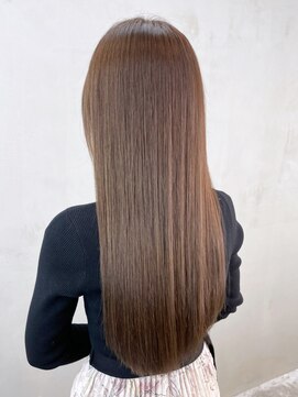 アイティーバイアルバム 松戸店(IT by ALBUM) ブラウンロング_外ハネボブセクションカラー_ba380062