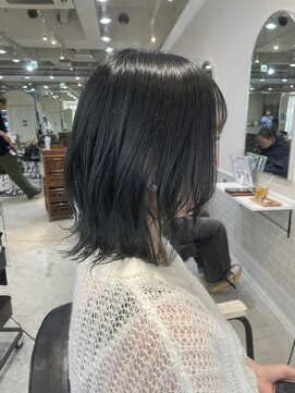 サンクチュアリー ウィズ コネクト(Sanctuary with connect) ストレート×レイヤーカット