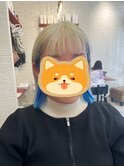 ホワイト×インナーカラービビッドブルー