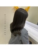 オリーブベージュ