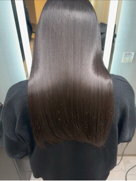 ネウィ ハウオリ 札幌駅前(newi hau'oli) 最新の縮毛矯正