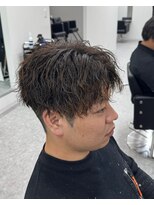 ブライト(BRIGHT)&nbsp;センターパートツイストスパイラルパーマ