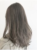 Say.ロングレイヤーホワイトグレージュミニウルフお団子ヘア青山