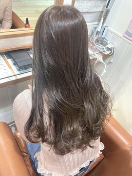 ネオリーブ クタ 町田店(Neolive kuta) [Neolive kuta] ベージュカラー[町田]