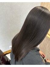 忙しい人こそ体験して欲しい！カラーや縮毛矯正の仕上がりも上げてくれる“髪質改善メテオトリートメント”