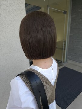 ゴットラトゥール(GOTTO LATOUR) ボブ/ベージュ/ブラウン/トリートメント/切りっぱなしボブ