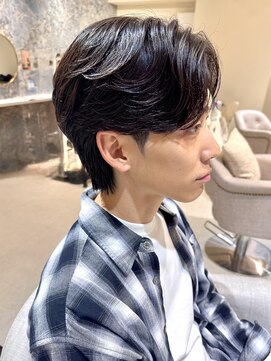 クレビアテン(CreBiA ten_) センターパート ニュアンスパーマ フェザーパーマ