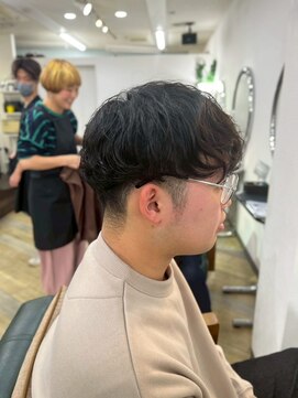 ビィーワンイースト(Be 1 EAST) メンズパーマ