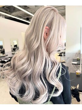 エゴル ナゴヤサカエ(ENGOL NAGOYA SAKAE) 坂野貴哉/ホワイトベージュ/シルバーアッシュ/ハイトーンカラー