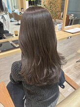 ボネッカ 鶴見(BONECCA)&nbsp;艶髪オリーブベージュ【柳澤優名】