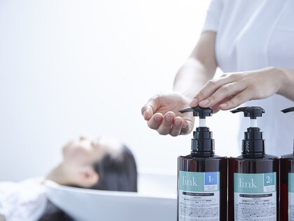 トーネ(to-ne,)の写真