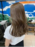 シアーグレージュ×レイヤーカット
