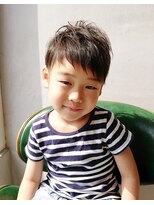 メンズヘアーモネ(men's hair MONE)&nbsp;お子様もOK。ツーブロックショート。