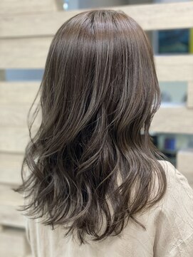 テテ(TETE) グレージュ