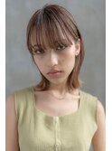 ベージュカラー/切りっぱなしボブ/小顔カット