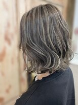 ミュウアンド(Mew＆)&nbsp;【コントラストハイライト×ホワイトベージュ】