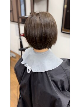 ヘアーサロン カラー 色彩店(COLOR) ハンサムショート ベージュカラー