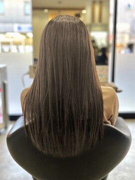アンジュールヘアーワークス(1//jour hairworks) 明るく染まる白髪染め・空色パールアッシュ