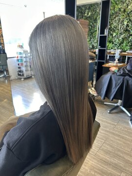 インデペンデンス(independence) ブリーチオンカラー×グレー