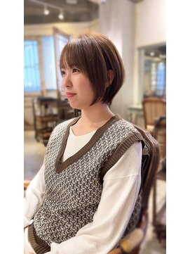 髪質改善と縮毛矯正の専門店 サンティエ(scintiller) 大人綺麗な小顔襟足スッキリショートボブ　30代40代50代