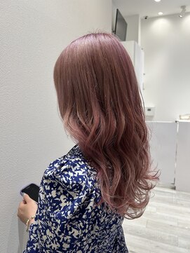 アドラーブル ココロ 新潟(adorable CoCoLo) Wカラーで作るハイトーンピンク