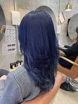 コージー(Kozy)&nbsp;ハイトーンカラー/ネイビーブルー/青髪/ハイレイヤー
