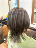 クール系「ハイライトショートウルフ」