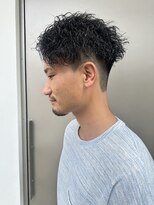 ヘアー アイス カンナ(HAIR ICI Canna)&nbsp;韓国センターパートツイストスパイラルパーマゆるめ【清水】