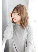 ふんわりシルエットの外はねカール