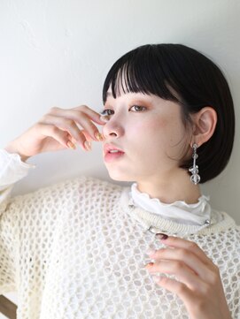 ネオリーブ クーロ(Neolive curro) 重たく見えない♪ぷつっと黒髪ボブ◎