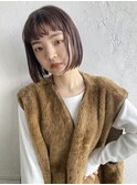 ファッションにマッチするヘア_グレージュカラーボブウルフ_9068