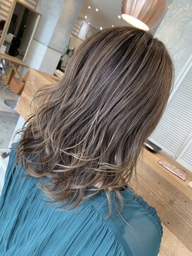 ツリーズ(Trees) 透明感カラー(^^)