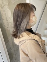 アイリー 名古屋(A/LEE)&nbsp;インナーカラー／グレー