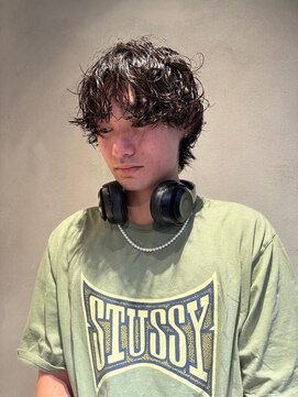 ニュートン(NEWTON) スパイラル20代30代40代メンズカットツイストヘッドスパ立川