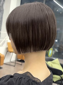 ビュー トウキョウ(VIEW TOKYO) 伸びても扱いやすいまとまるミニボブ