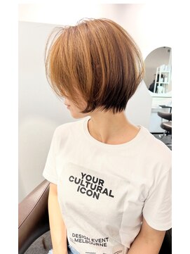 エカヒ(ekahi) 1cmの余白で変わる short hair